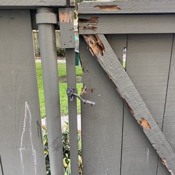 Loma Palisades - Termite damaged fences, actually got replaced. - Apartments Near Me - San Diego, California Loma Palisades - Termite damaged fences, actually got replaced. - Apartments Near Me - San Diego, California