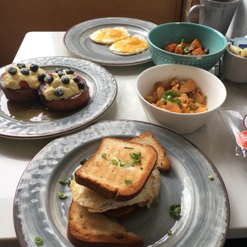 Pop's Espresso Bar - Gluten free pork braised sandwich, cinnamon muffin toast, pumpkin spice latte, Chai Latte - Cafes Near Me - New Rochelle, New York Pop's Espresso Bar - Gluten free pork braised sandwich, cinnamon muffin toast, pumpkin spice latte, Chai Latte - Cafes Near Me - New Rochelle, New York