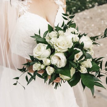 Gold Finch Florals - Floral Designers Near Me - Laguna Beach, California