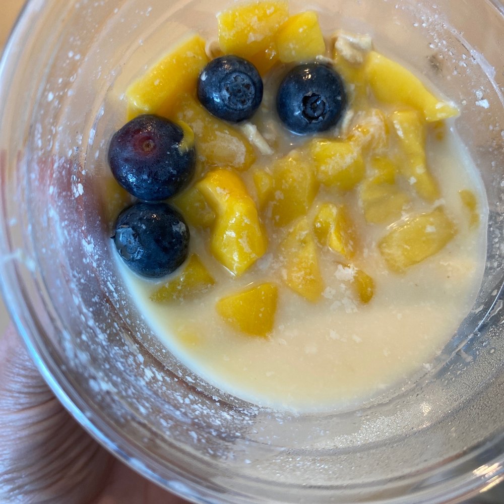 Oatmeal yogurt chia cup Oatmeal yogurt chia cup