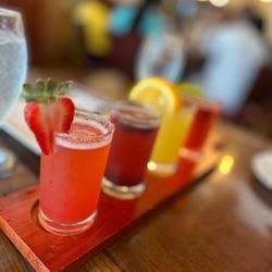 Churchill's - Mimosa flight