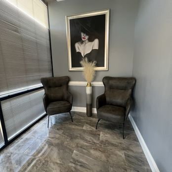 Essentials Massage and Facials - Waiting area - Massage Near Me - Stafford, Virginia Essentials Massage and Facials - Waiting area - Massage Near Me - Stafford, Virginia
