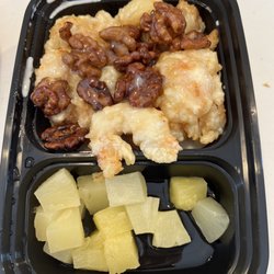 Ginjo Restaurant - Honey walnut shrimp