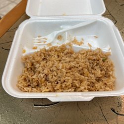 Ruby Thai - Sample going in trash can at mall