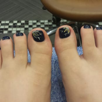 Hello Nails & Spa - Toes by Nina!!! - Day Spas Near Me - Vacaville, California Hello Nails & Spa - Toes by Nina!!! - Day Spas Near Me - Vacaville, California