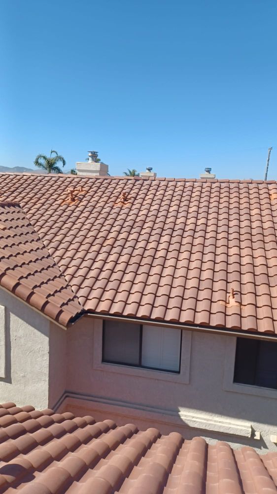 Slide of Orozco Roofing