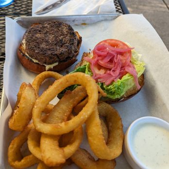 That Dam Place - American Near Me - Folsom, California That Dam Place - American Near Me - Folsom, California