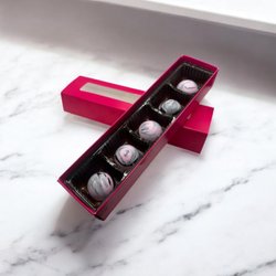 Pretentious Chocolates - Discover bold tastes from saffron-infused truffles to absinthe-inspired bon bons at our Dallas pop-up.