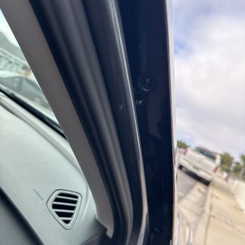 Safelite AutoGlass - Missing parts - Auto Glass Services Near Me - Salinas, California