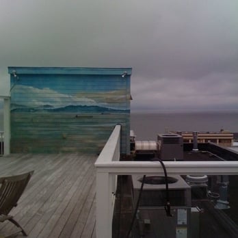 Hotel Elliott - Up on the rooftop of Hotel Elliot - Hotels Near Me - Astoria, Oregon Hotel Elliott - Up on the rooftop of Hotel Elliot - Hotels Near Me - Astoria, Oregon