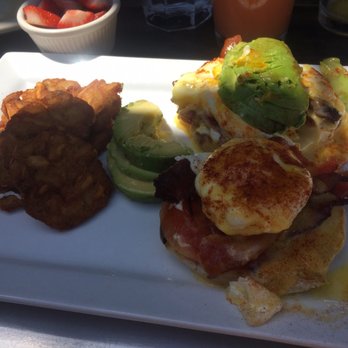 Le Papagayo - Breakfast & Brunch Near Me - Encinitas, California