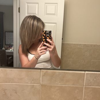 Vida Artistry Salon - This is after they removed the toner as much as they could to make me lighter, and refused to bleach some pieces to make it blonder. - Hair Stylists Near Me - Roselle Park, New Jersey