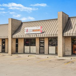 Exterior outside entrance of Zipps Liquor - Exterior - Victoria, Texas Exterior outside entrance of Zipps Liquor - Exterior - Victoria, Texas