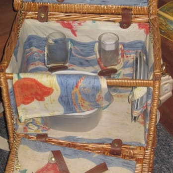 Truffles & Trifles - picnic basket - Specialty Food Near Me - Orlando, Florida Truffles & Trifles - picnic basket - Specialty Food Near Me - Orlando, Florida