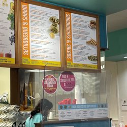 Tropical Smoothie Cafe