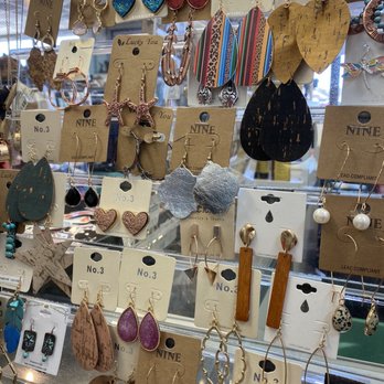 The Fairy Circle - Used, Vintage & Consignment Near Me - Wilmington, North Carolina The Fairy Circle - Used, Vintage & Consignment Near Me - Wilmington, North Carolina