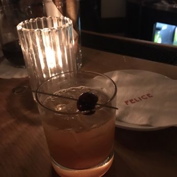 Felice 83 - Side bar room - Wine Bars Near Me - New York, New York