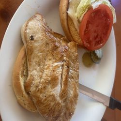 Popi's Place III - Chicken sandwich