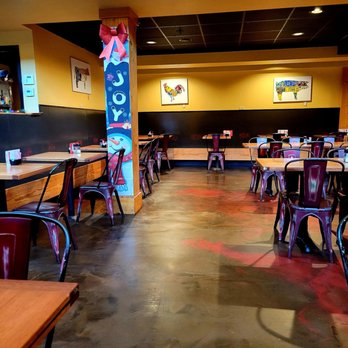 Ruby Slipper Pensacola - Dec 2021: Pic 4 of 11-- Just one section of the large dining area - Breakfast & Brunch Near Me - Pensacola, Florida Ruby Slipper Pensacola - Dec 2021: Pic 4 of 11-- Just one section of the large dining area - Breakfast & Brunch Near Me - Pensacola, Florida