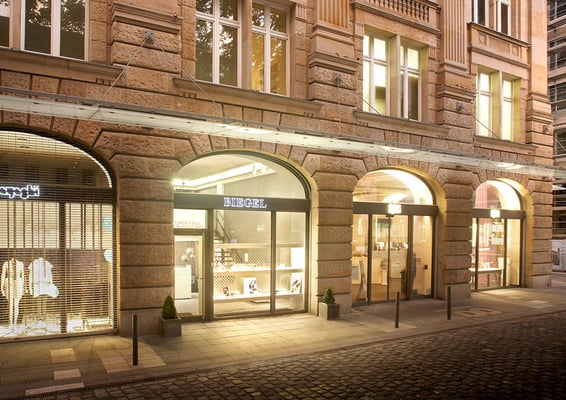 Biegel Goldschmiede Amp Juweliere Jewelry Borsenplatz 13 15 Innenstadt Frankfurt Am Main Hessen Germany Phone Number Yelp