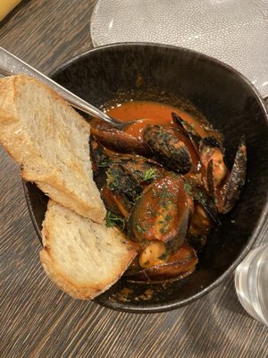 Sabores Tapas Bar by null