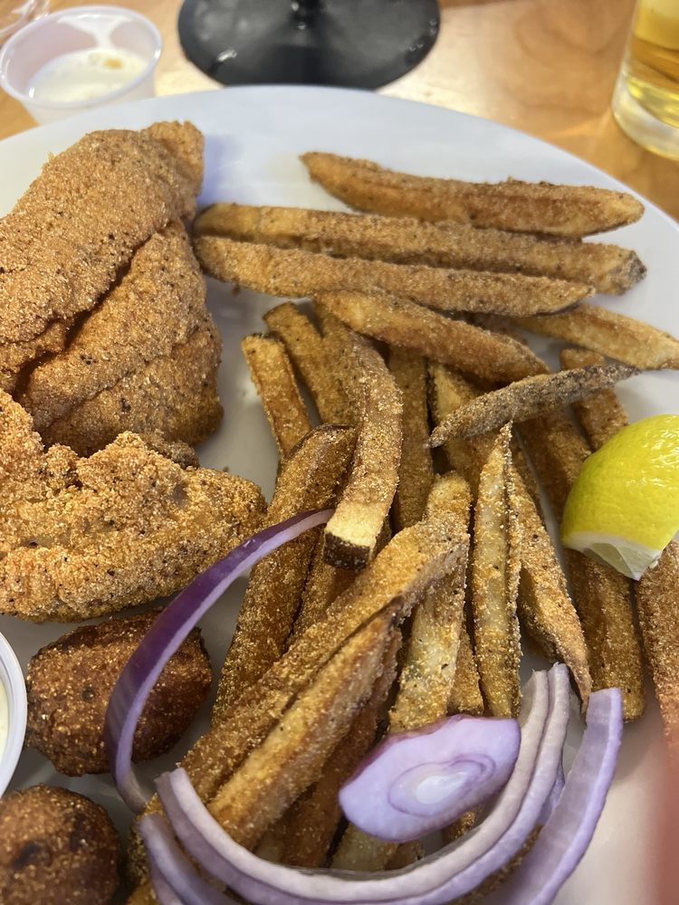 Ward’s The Crawfish Hole