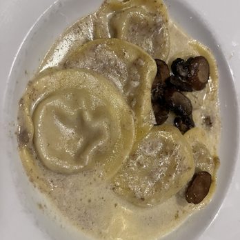 La Famiglia - Mushroom Ravioli - Italian Near Me - Reno, Nevada La Famiglia - Mushroom Ravioli - Italian Near Me - Reno, Nevada