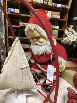 Warehouse Antique Mall Marion IL by null