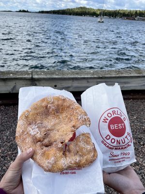 World's Best Donuts by null