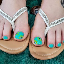 Garden Nails