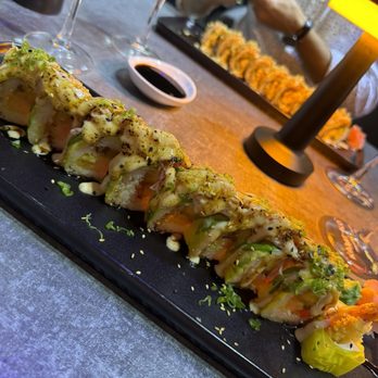 Kamiko Sushi Bar - Kami roll - Sushi Bars Near Me - Doral, Florida