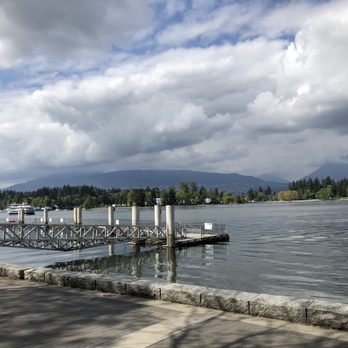 Coal Harbour Marina - Marinas Near Me - Vancouver, British Columbia