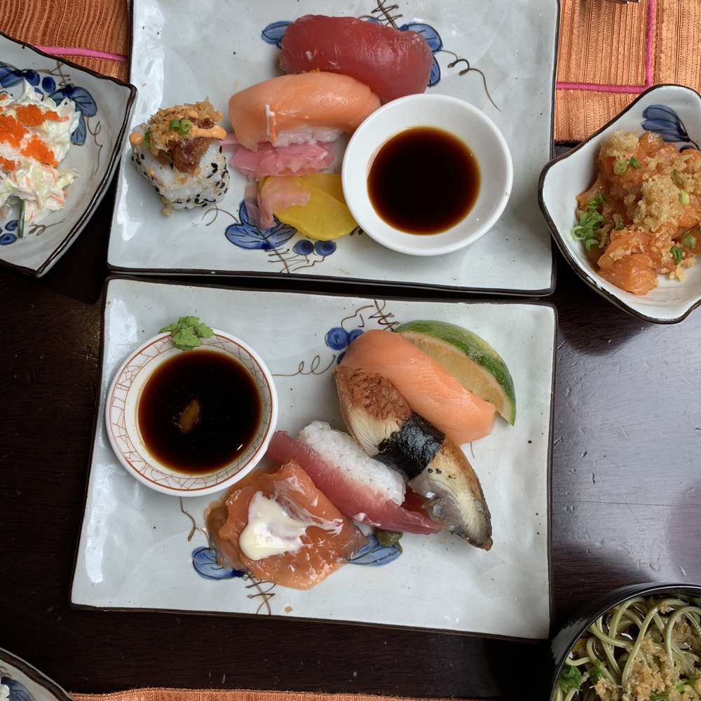 Circles - Buffets Near Me - Makati, NCR
