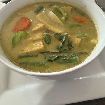 Arun Thai Foods - Green curry with tofu - Thai Near Me - Watauga, Texas