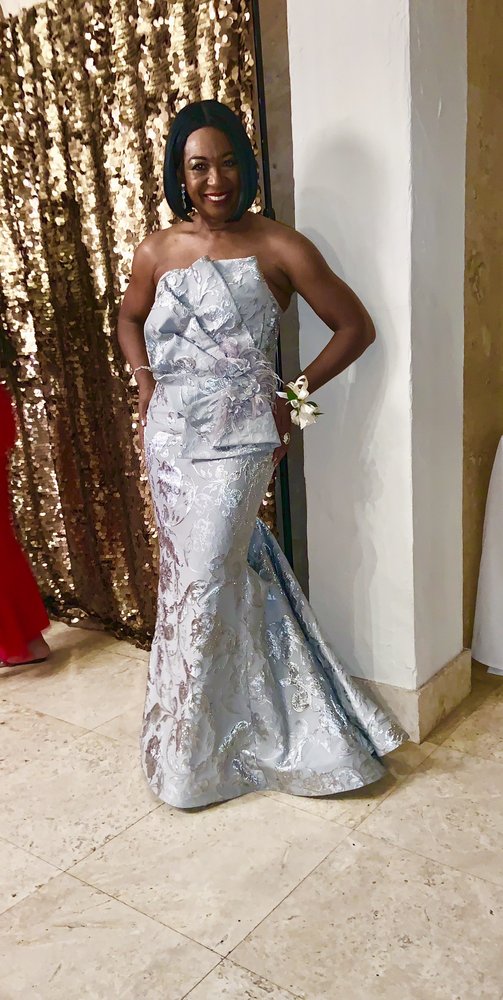 ULTIMATE FASHIONS 17 Photos & 19 Reviews Women's Clothing 450 Woodbridge Center Dr