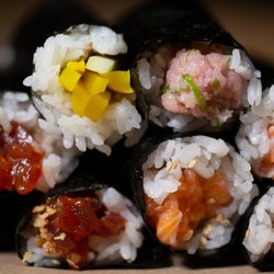 Tekka Bar: Handroll & Sake