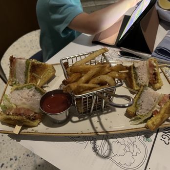 Dockside - Turkey Avocado Club Sandwich - Salad Near Me - Coeur D Alene, Idaho Dockside - Turkey Avocado Club Sandwich - Salad Near Me - Coeur D Alene, Idaho