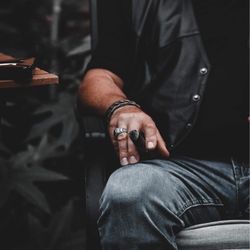 On Time Cigar Lounge