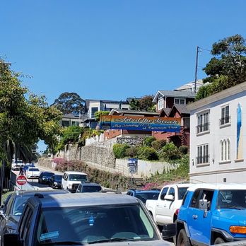Sunday Art at the Beach - Traffic near Esplanade Park/ event sign - Festivals Near Me - Capitola, California Sunday Art at the Beach - Traffic near Esplanade Park/ event sign - Festivals Near Me - Capitola, California