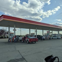 Auburn Travel Center - Auburn Travel Center, Divernon