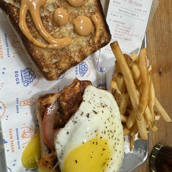Super Duper Burgers - Chicken Sandwich - Burgers Near Me - San Francisco, California Super Duper Burgers - Chicken Sandwich - Burgers Near Me - San Francisco, California