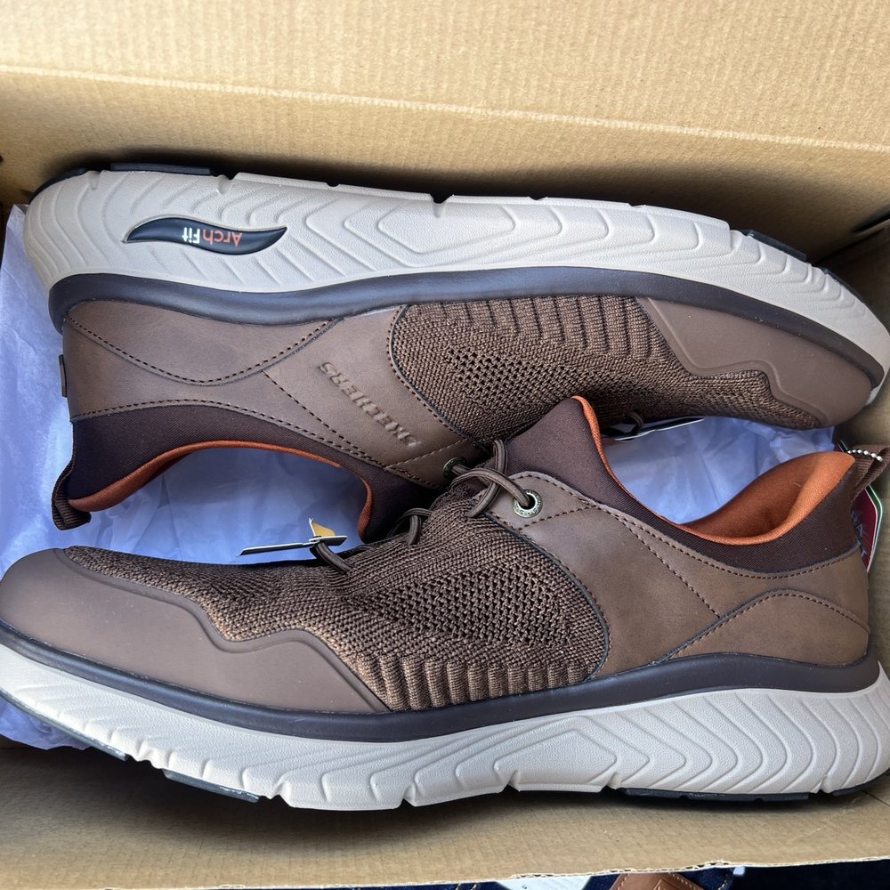 TOP 10 BEST Shoe Stores near Palm Beach, FL - Updated 2026  display picture 1