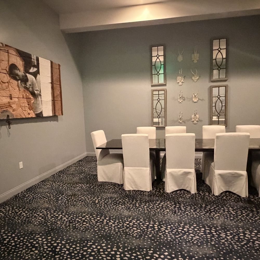 The Winston - Seating areas - Hotels Near Me - Solvang, California