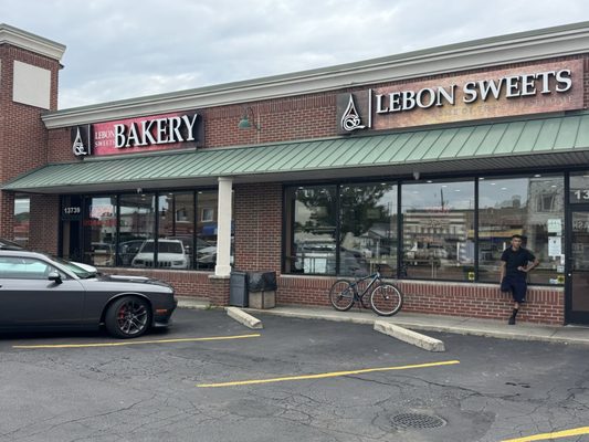 Lebon Sweets by null