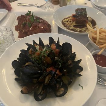 Marseille - MOULES FRITES MARINIERE - French Near Me - New York, New York