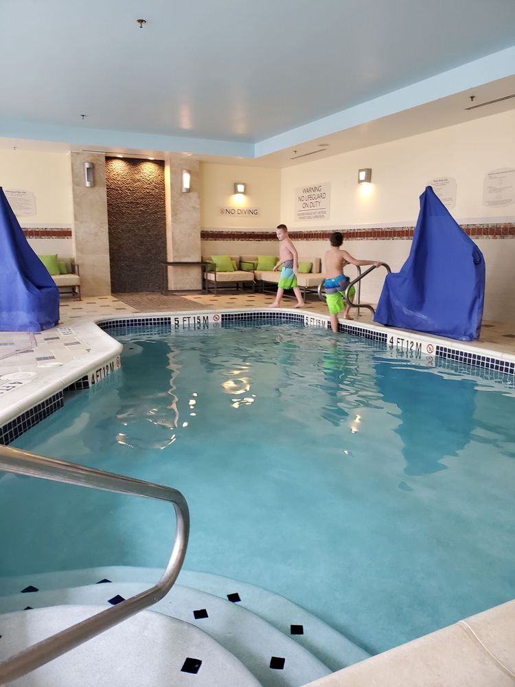 FAIRFIELD INN & SUITES BY MARRIOTT NEW BRAUNFELS 62 Photos & 36