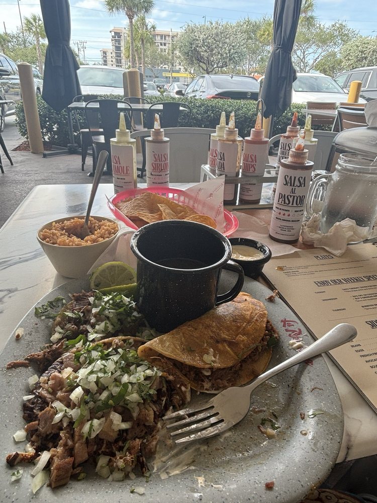 Tacos & Cantina La Potranca