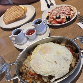 Wildberry - Breakfast & Brunch Near Me - Oak Brook, Illinois
