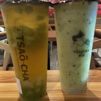 Tsaocaa Lincoln Park - Japanese Melon Green Tea Slush w. Milk Foam, Ice Kiwi Green Tea Slush - Bubble Tea Near Me - Chicago, Illinois Tsaocaa Lincoln Park - Japanese Melon Green Tea Slush w. Milk Foam, Ice Kiwi Green Tea Slush - Bubble Tea Near Me - Chicago, Illinois