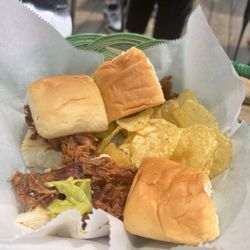 57&Vine - BBQ pork sliders